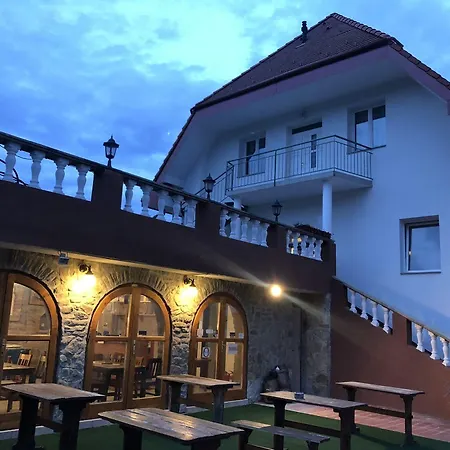 Amadeus 3* Хевиз