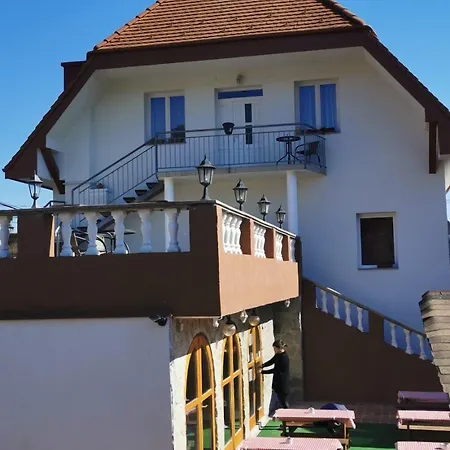 Amadeus 3* Хевиз